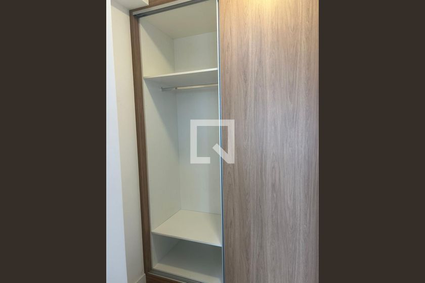 Apartamento à Venda - Bosque, 1 Quarto,  46 m2 em , Campinas - sp | SoloBR