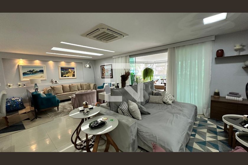 Apartamento, 3 quartos, 191 m² - Foto 1