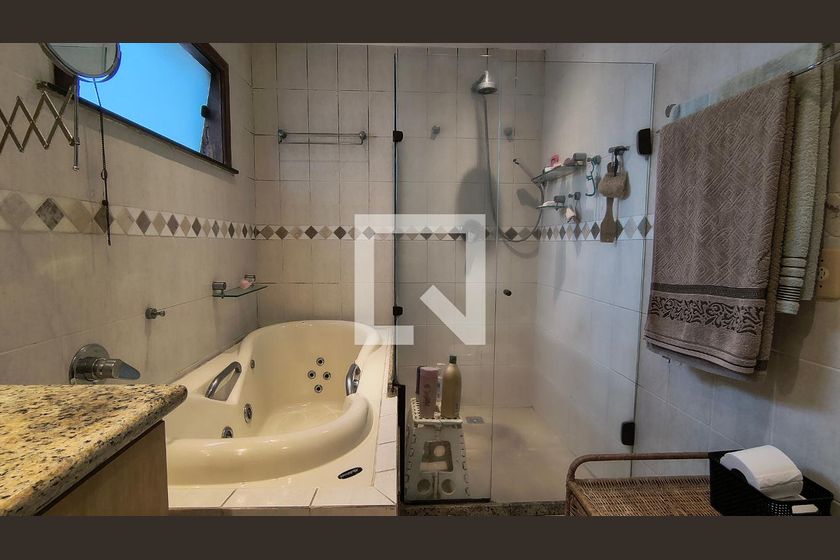 Casa, 4 quartos, 350 m² - Foto 19