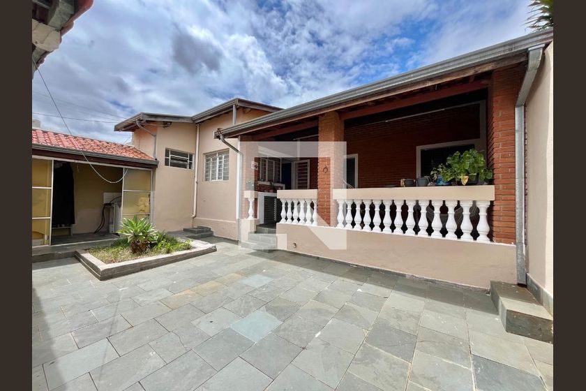 Casa à Venda - Taquaral, 3 Quartos,  301 m2 em , Campinas - sp | SoloBR