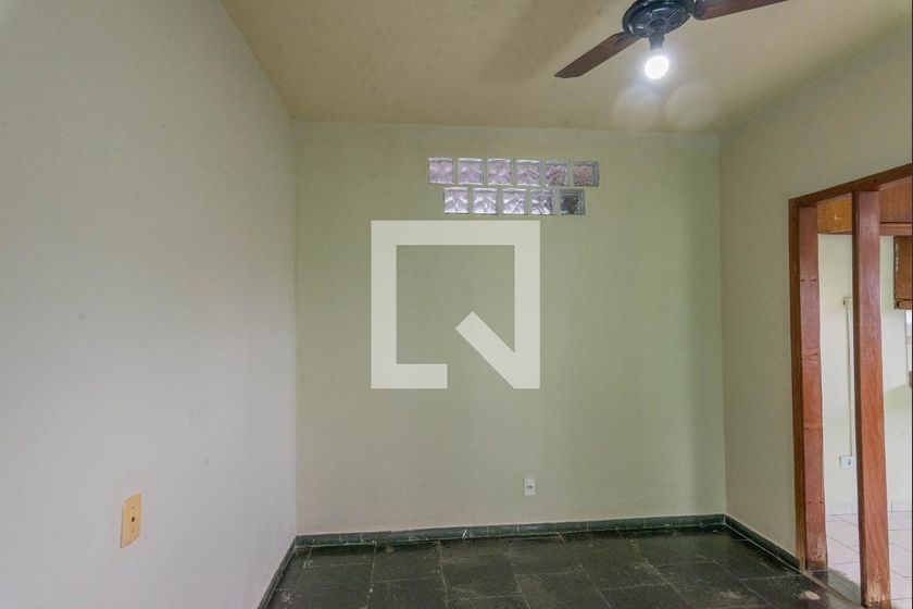 Casa à Venda - Jardim do Lago, 3 Quartos,  300 m2 em , Campinas - sp | SoloBR
