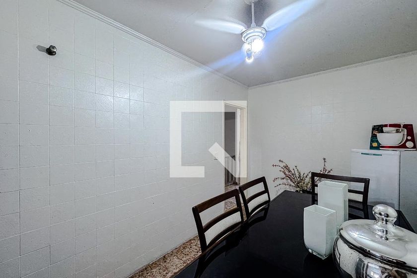 Casa, 2 quartos, 225 m² - Foto 37