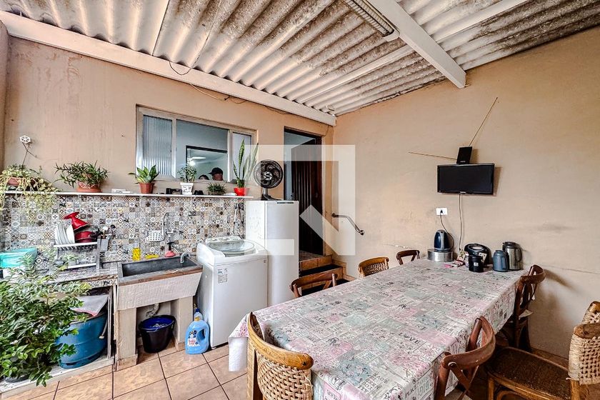 Casa, 2 quartos, 225 m² - Foto 44