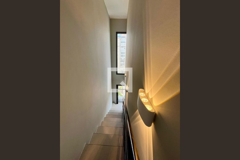 Apartamento à Venda - Cambuí, 2 Quartos,  130 m2 em , Campinas - sp | SoloBR