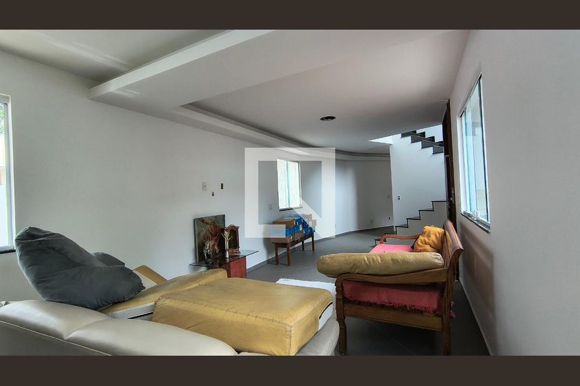 Casa, 3 quartos, 200 m² - Foto 1