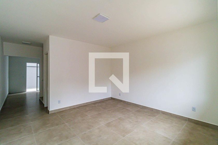 Casa, 2 quartos, 77 m² - Foto 1