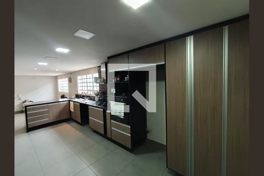 Casa, 3 quartos, 230 m² - Foto 151
