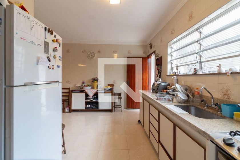 Casa, 2 quartos, 270 m² - Foto 33