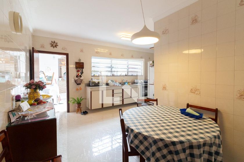 Casa, 2 quartos, 270 m² - Foto 35