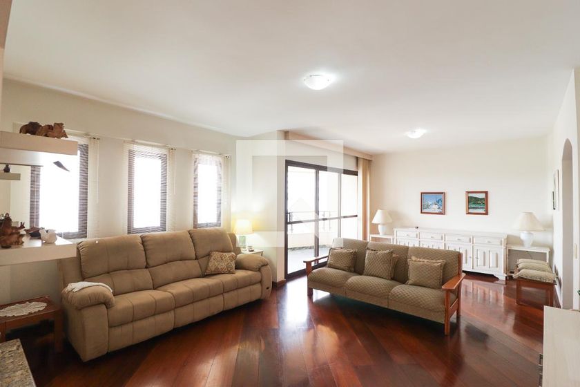 Apartamento, 3 quartos, 200 m² - Foto 1
