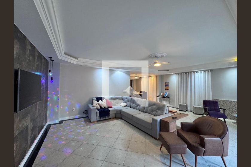 Casa, 4 quartos, 310 m² - Foto 2