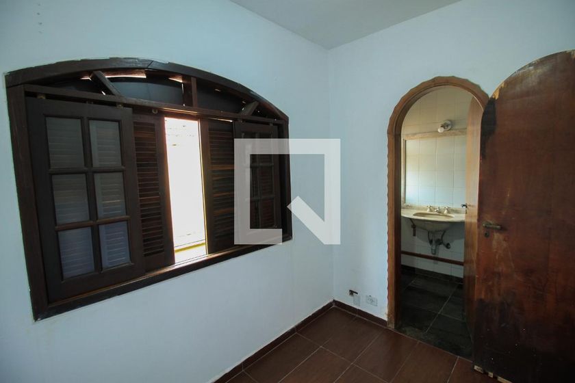 Casa, 3 quartos, 282 m² - Foto 40