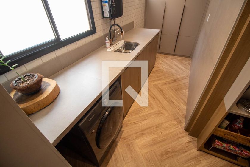 Apartamento à Venda - Vila Brandina, 4 Quartos,  208 m2 em , Campinas - sp | SoloBR