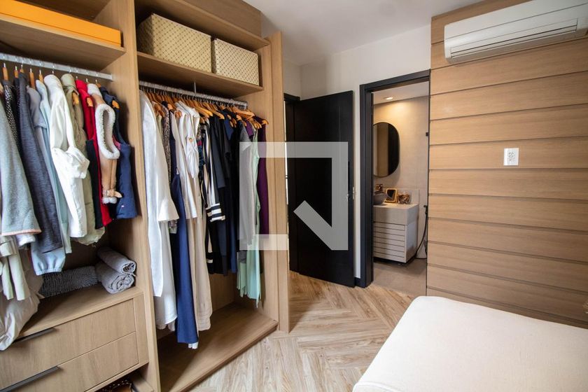 Apartamento à Venda - Vila Brandina, 4 Quartos,  208 m2 em , Campinas - sp | SoloBR
