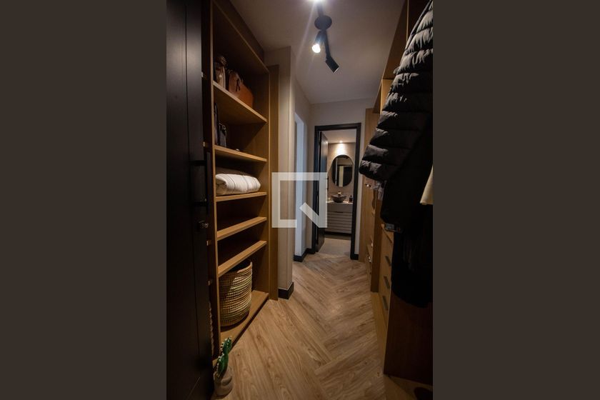 Apartamento à Venda - Vila Brandina, 4 Quartos,  208 m2 em , Campinas - sp | SoloBR