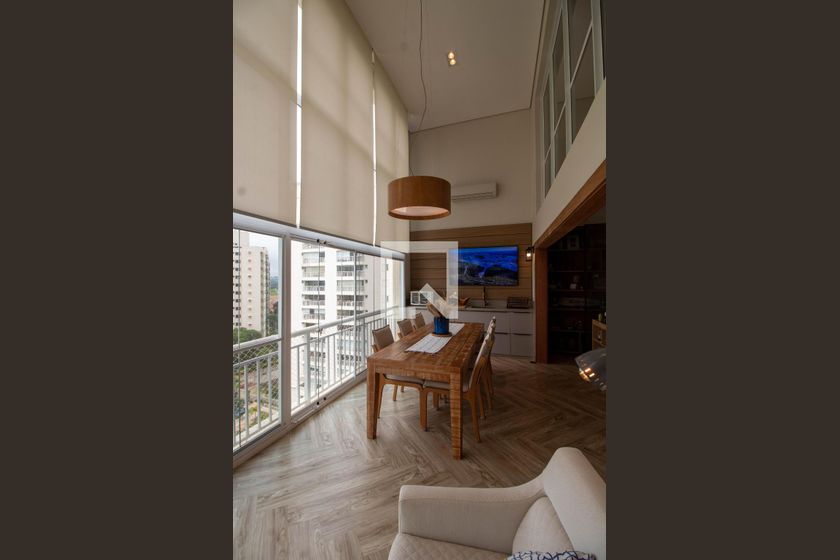 Apartamento à Venda - Vila Brandina, 4 Quartos,  208 m2 em , Campinas - sp | SoloBR