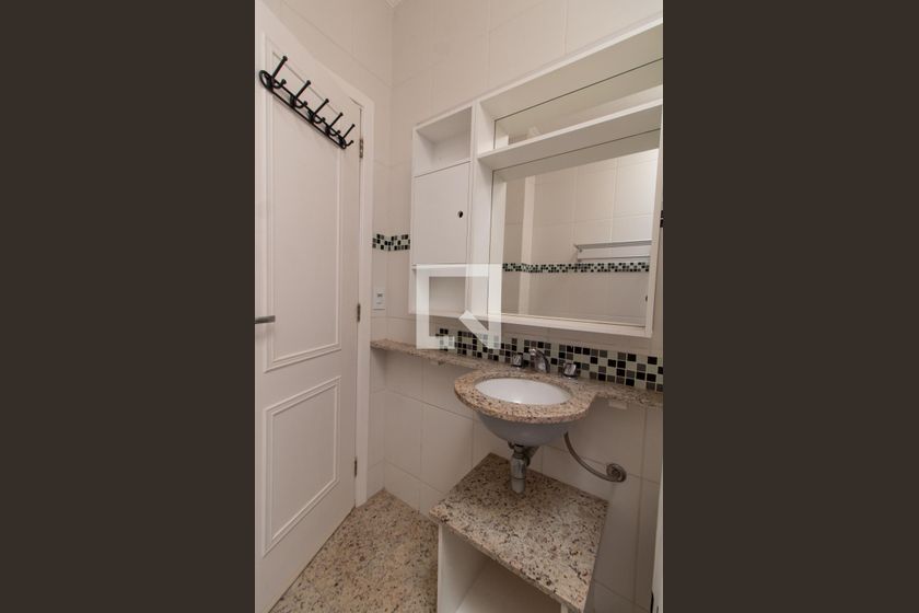 Apartamento à Venda - Mansões Santo Antônio, 3 Quartos,  136 m2 em , Campinas - sp | SoloBR
