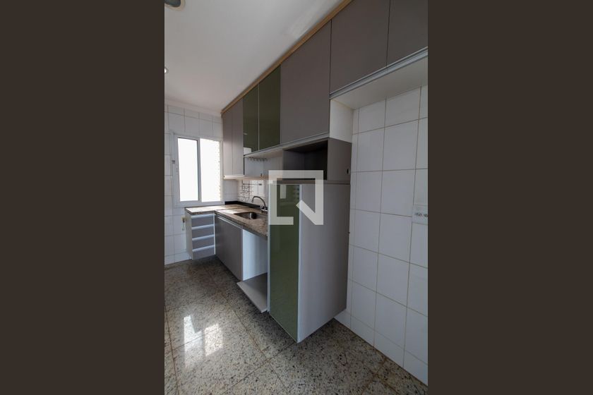 Apartamento à Venda - Mansões Santo Antônio, 3 Quartos,  136 m2 em , Campinas - sp | SoloBR