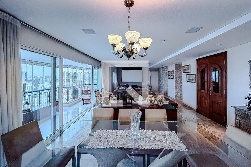 Apartamento, 3 quartos, 216 m² - Foto 2