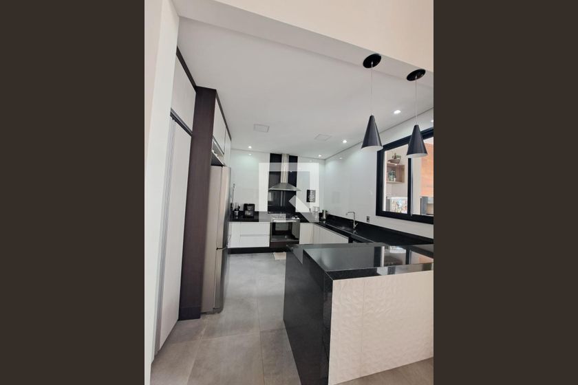Casa à Venda - Swiss Park, 3 Quartos,  231 m2 em , Campinas - sp | SoloBR