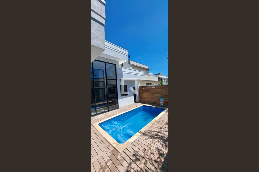 Casa à Venda - Swiss Park, 3 Quartos,  231 m2 em , Campinas - sp | SoloBR