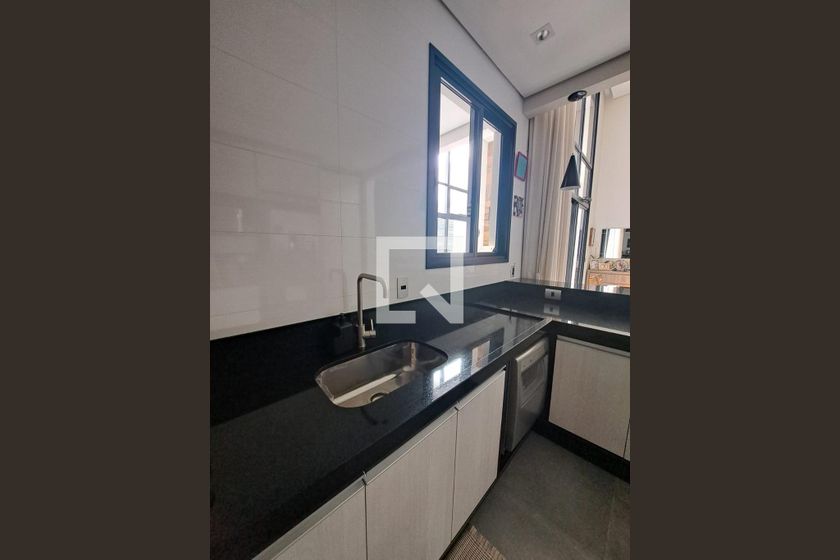 Casa à Venda - Swiss Park, 3 Quartos,  231 m2 em , Campinas - sp | SoloBR