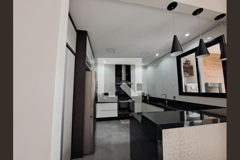 Casa à Venda - Swiss Park, 3 Quartos,  231 m2 em , Campinas - sp | SoloBR