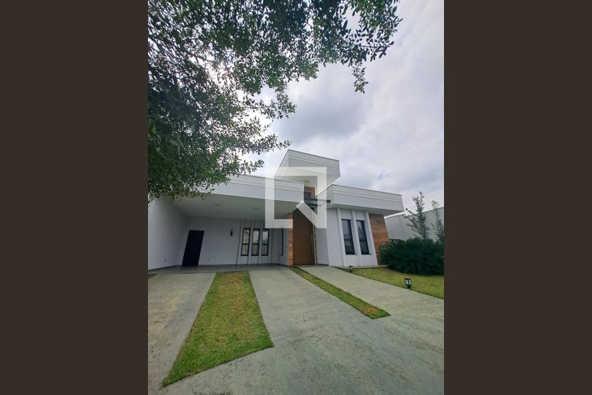 Casa à Venda - Swiss Park, 3 Quartos,  231 m2 em , Campinas - sp | SoloBR