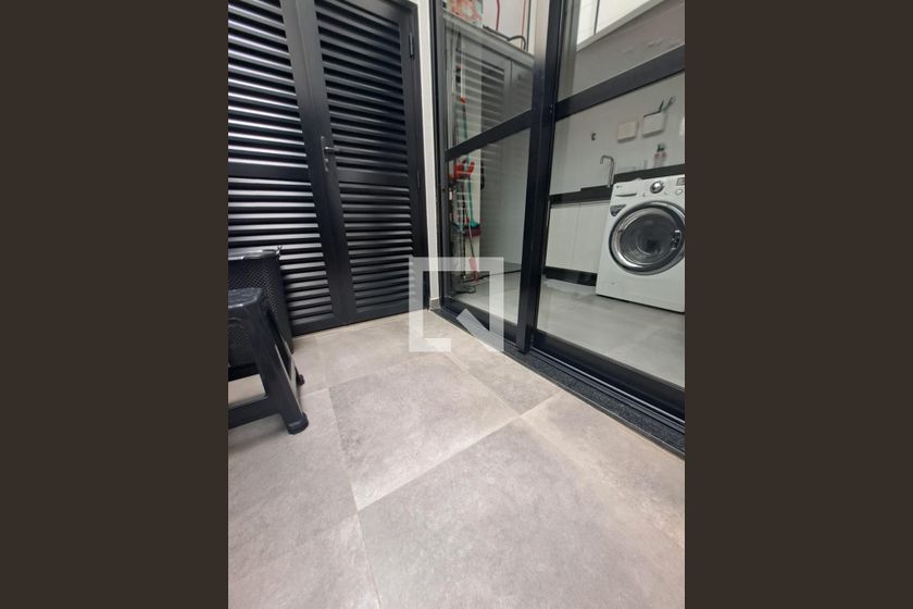 Casa à Venda - Swiss Park, 3 Quartos,  231 m2 em , Campinas - sp | SoloBR