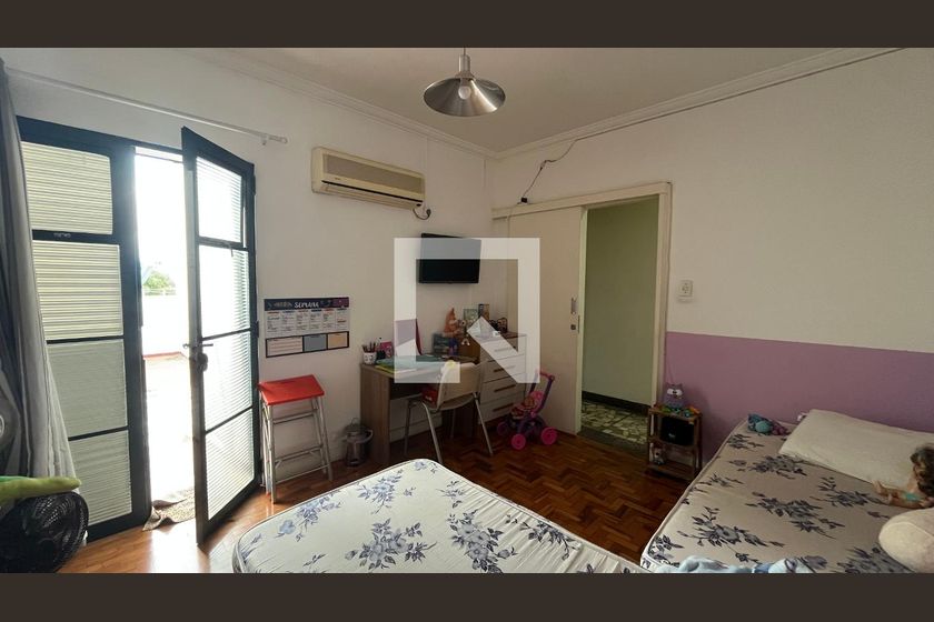 Casa à Venda - Guanabara, 3 Quartos,  160 m2 em , Campinas - sp | SoloBR