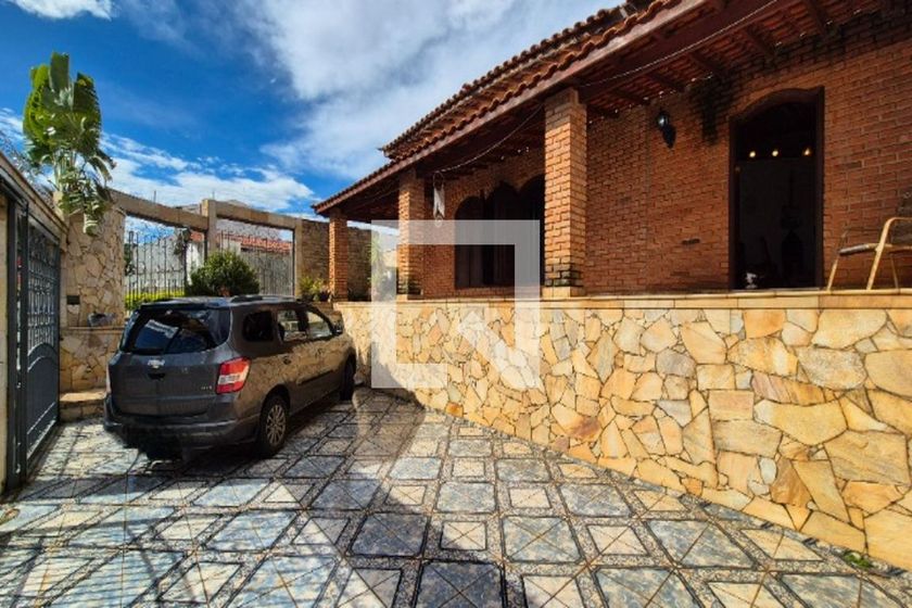 Casa à Venda - Jardim do Lago, 3 Quartos,  420 m2 em , Campinas - sp | SoloBR