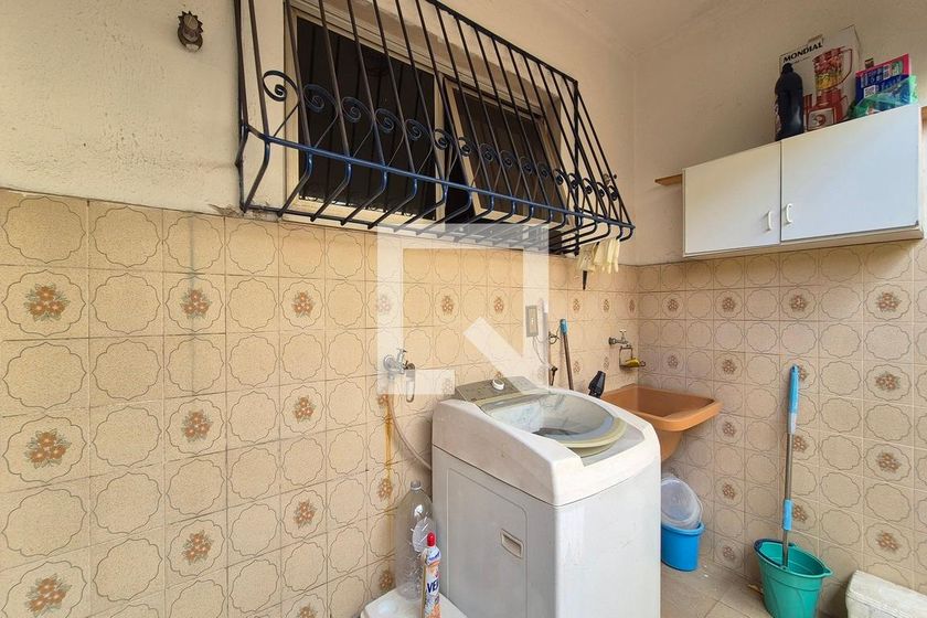 Casa à Venda - Jardim do Lago, 3 Quartos,  420 m2 em , Campinas - sp | SoloBR