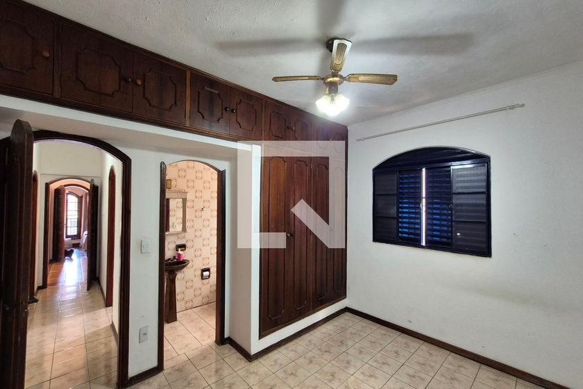 Casa à Venda - Jardim do Lago, 3 Quartos,  420 m2 em , Campinas - sp | SoloBR