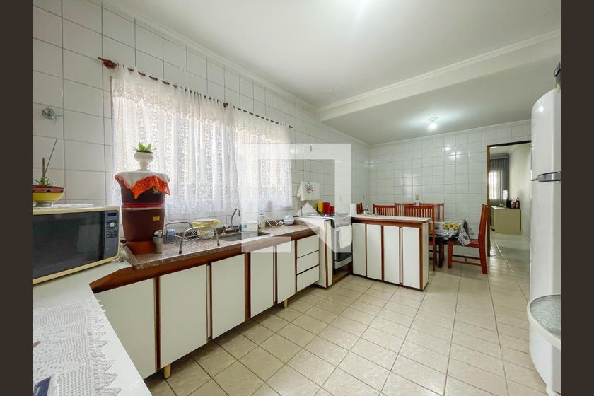 Casa, 4 quartos, 210 m² - Foto 28