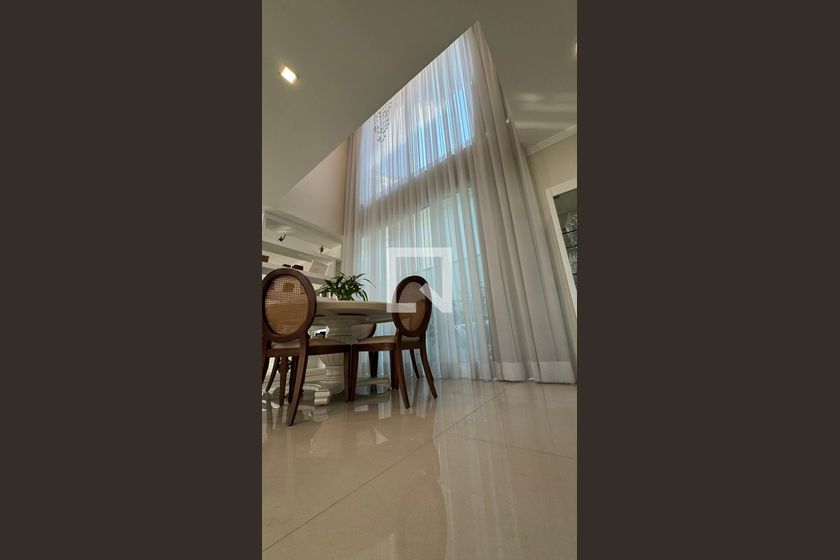 Casa, 4 quartos, 320 m² - Foto 24