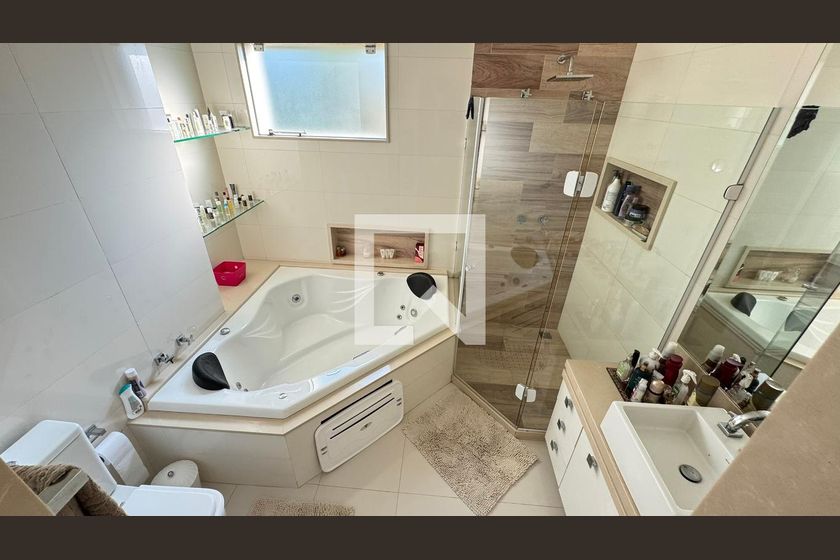 Casa, 4 quartos, 320 m² - Foto 29
