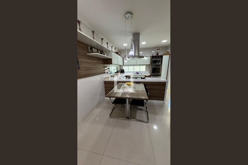 Casa, 4 quartos, 320 m² - Foto 26