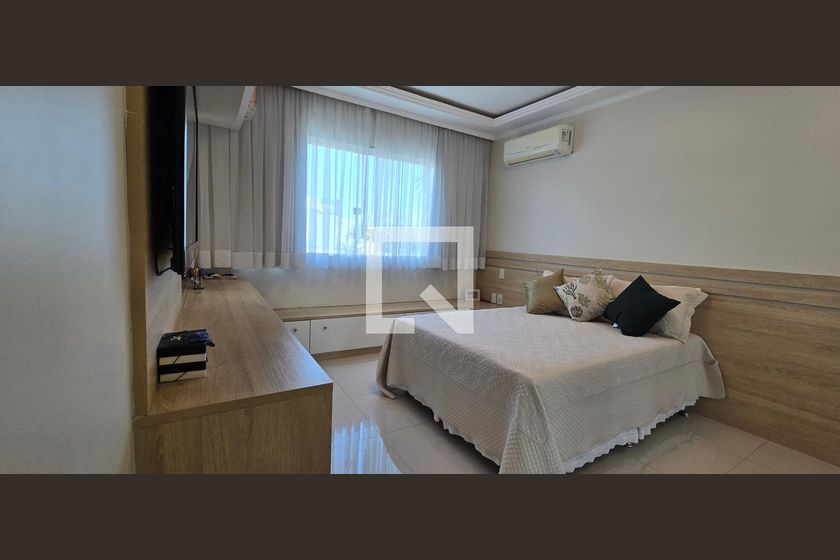 Casa, 4 quartos, 320 m² - Foto 79