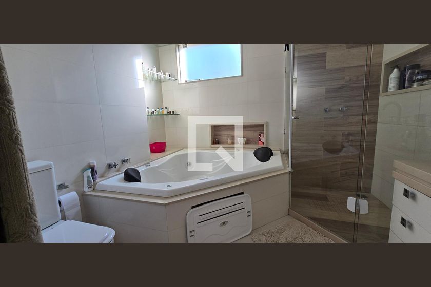Casa, 4 quartos, 320 m² - Foto 84