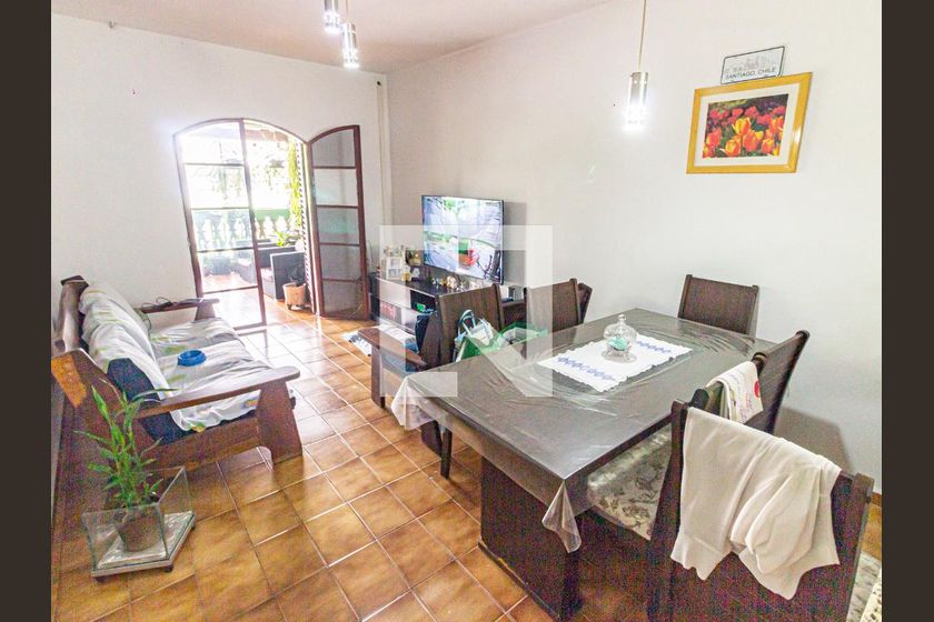 Casa, 2 quartos, 92 m² - Foto 1