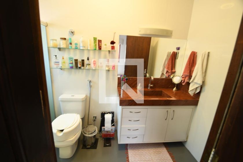 Casa à Venda - Barão Geraldo - Centro, 3 Quartos,  200 m2 em , Campinas - sp | SoloBR