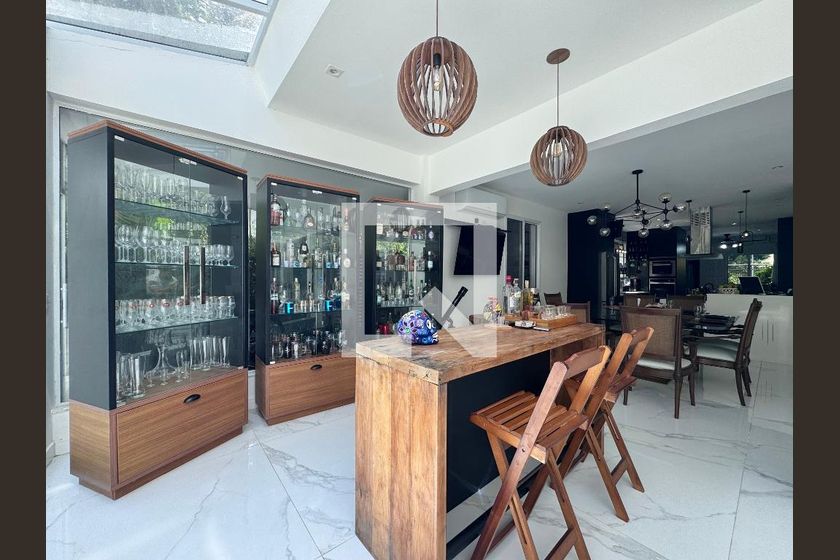 Casa, 6 quartos, 1500 m² - Foto 4