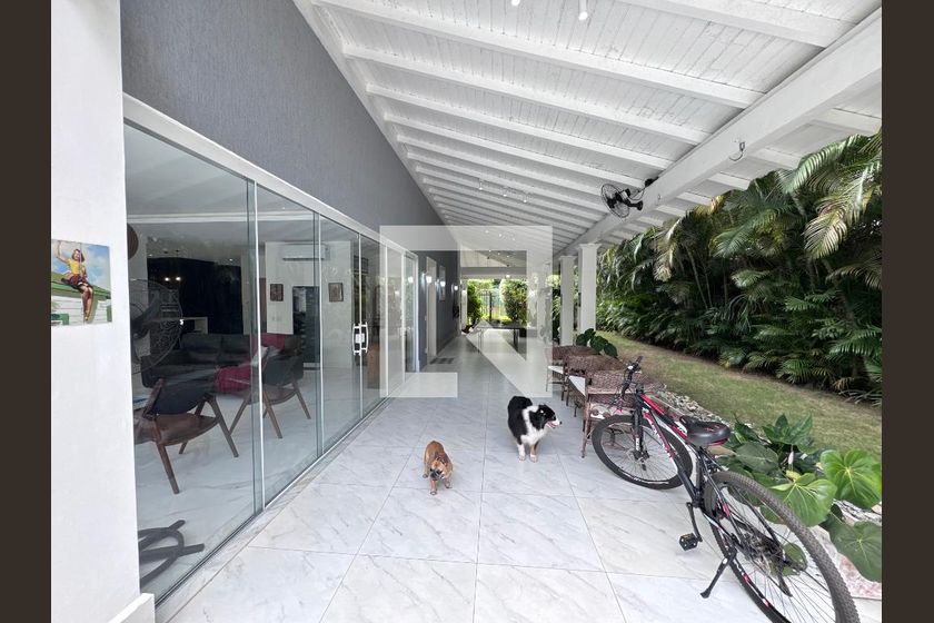 Casa, 6 quartos, 1500 m² - Foto 109