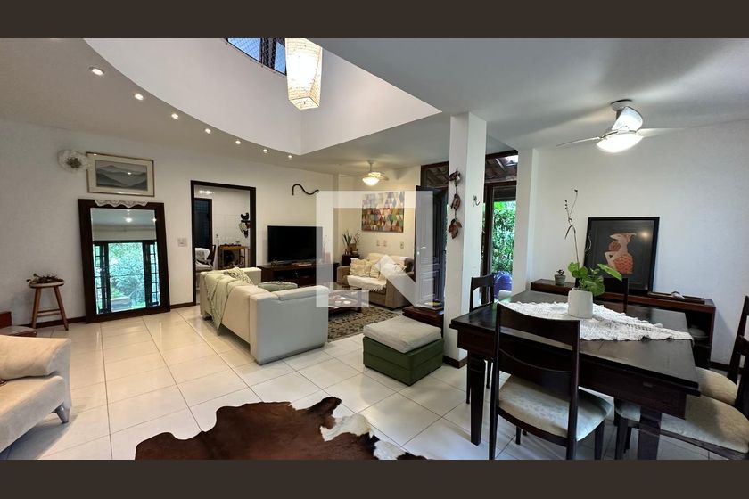 Casa, 5 quartos, 300 m² - Foto 5