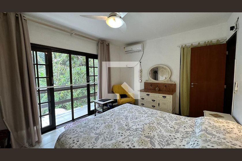 Casa, 5 quartos, 300 m² - Foto 37