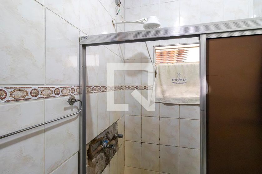 Casa à Venda - Taquaral, 2 Quartos,  175 m2 em , Campinas - sp | SoloBR