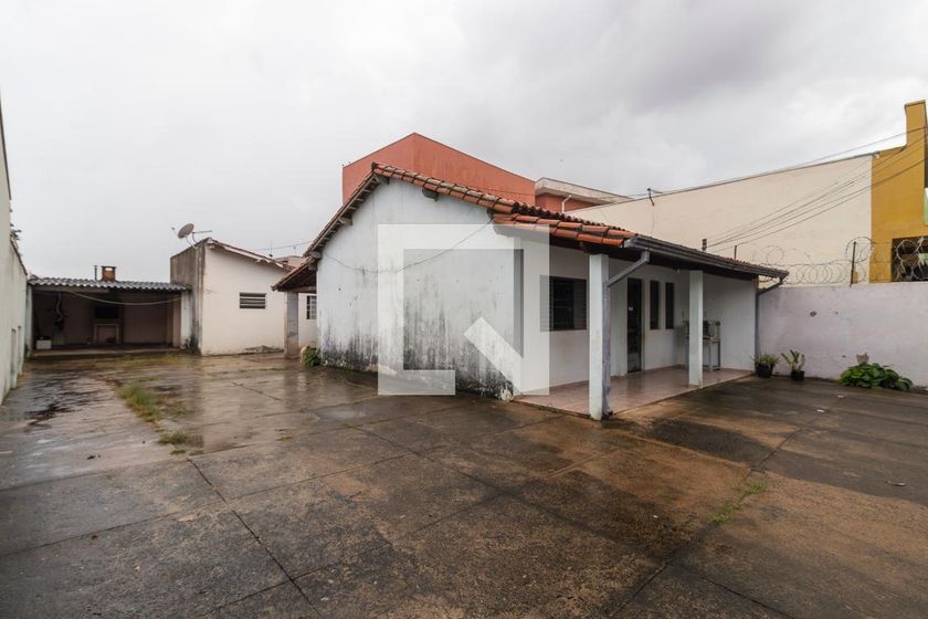 Casa à Venda - Taquaral, 2 Quartos,  175 m2 em , Campinas - sp | SoloBR