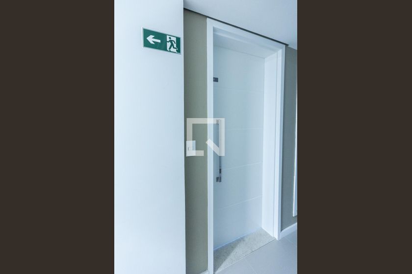 Apartamento à Venda - Bosque, 1 Quarto,  46 m2 em , Campinas - sp | SoloBR
