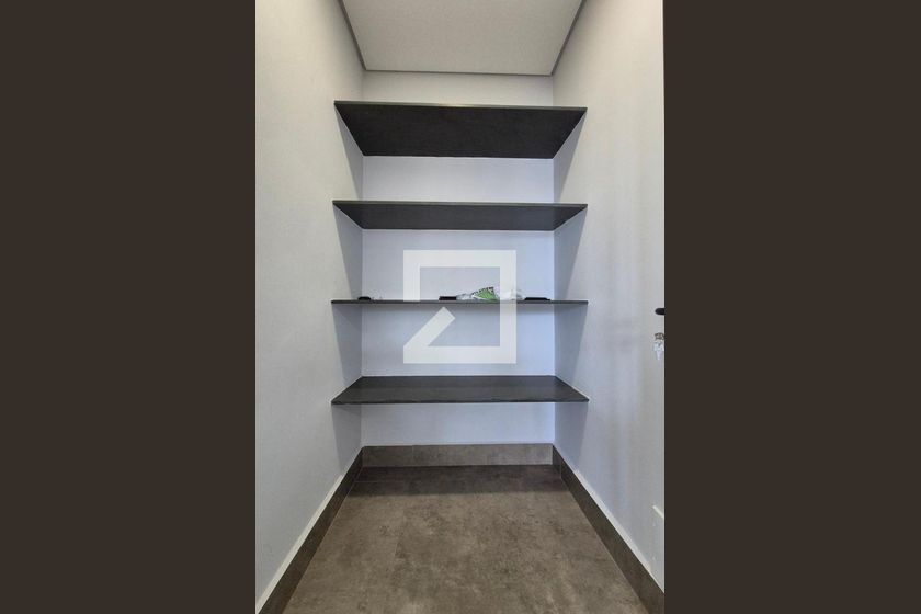 Casa à Venda - Swiss Park, 3 Quartos,  280 m2 em , Campinas - sp | SoloBR