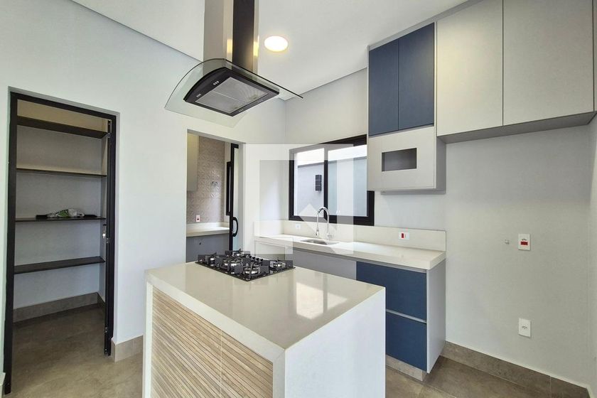 Casa à Venda - Swiss Park, 3 Quartos,  280 m2 em , Campinas - sp | SoloBR